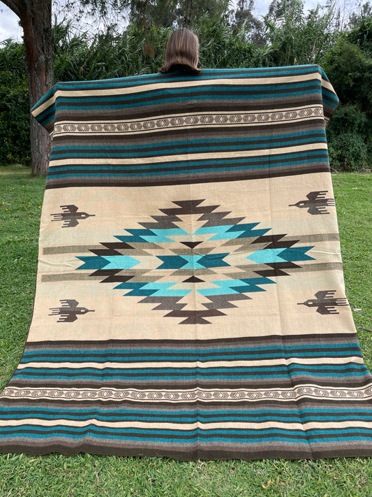 Alpaca Blanket with indigenous patterns - beige/turquoise