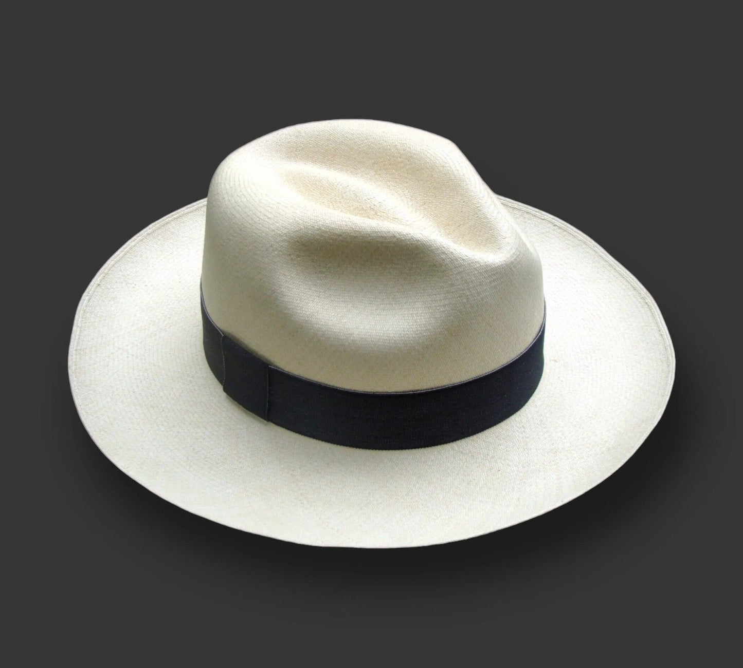Genuine Panama Hat from Montecristi "Clásico" Fino fino - andeanstyle