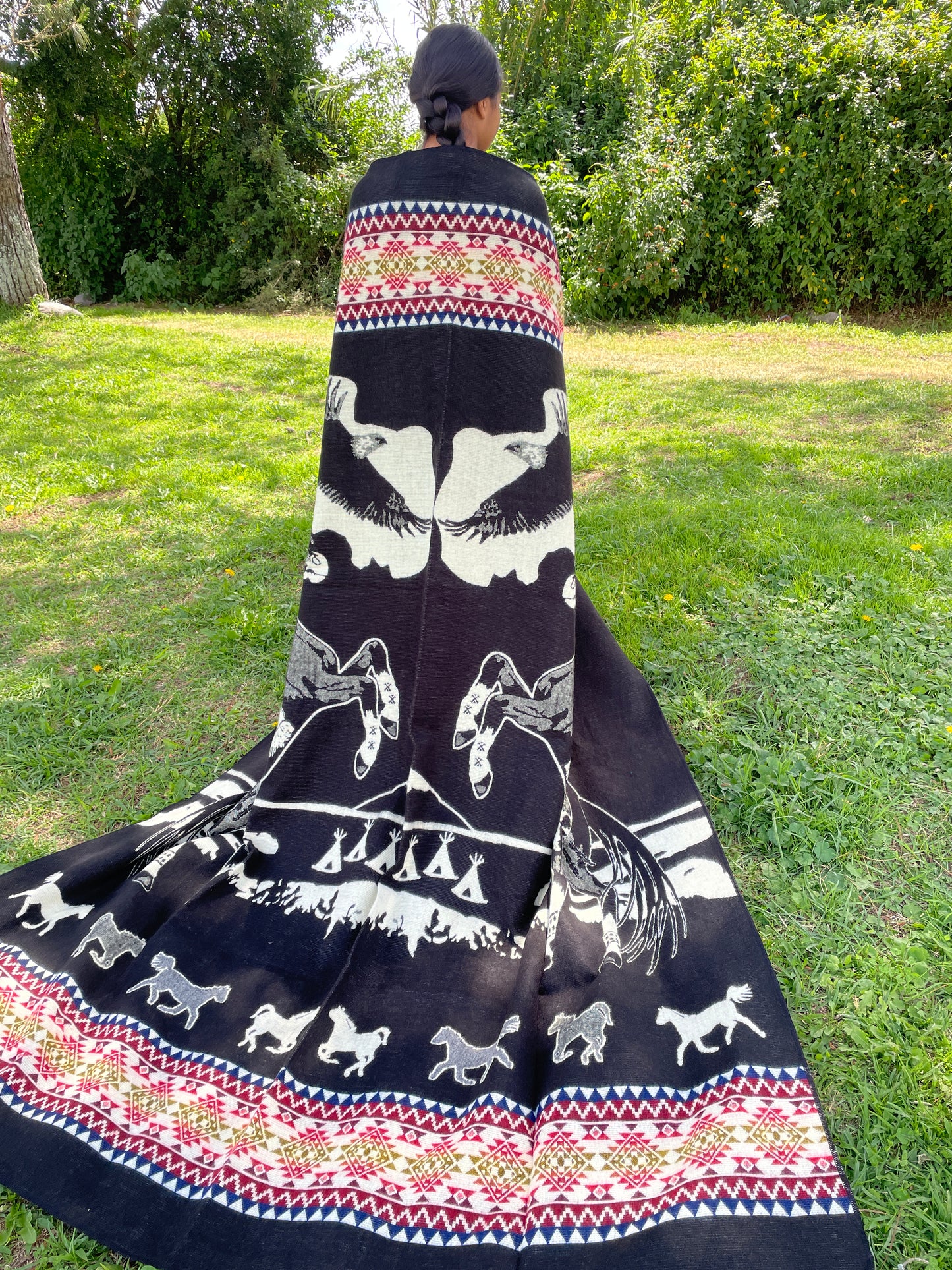 Alpaca Blanket Horse and Eagle with indigenous patterns - black