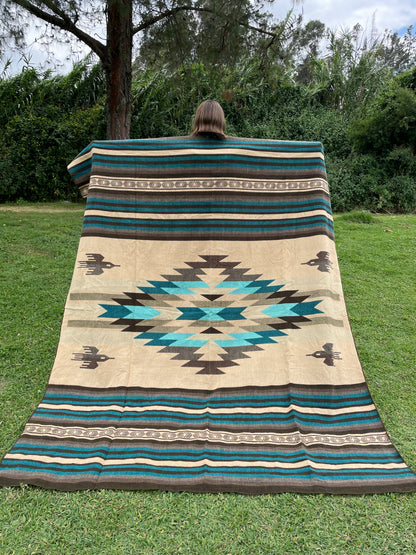 Alpaca Blanket with indigenous patterns - beige/turquoise