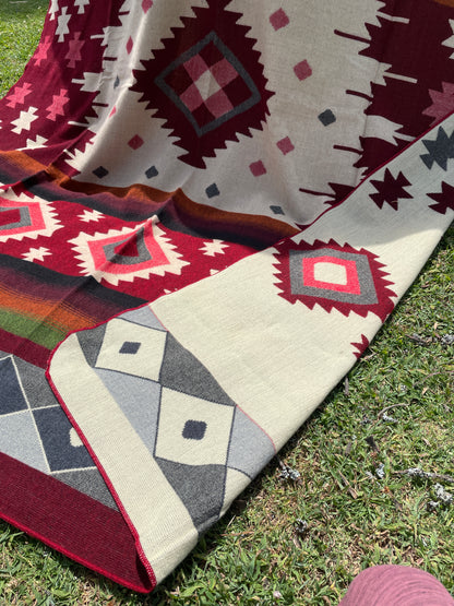 Alpaca Wool Blanket in color red and white in King size with a geometric Navajo pattern
