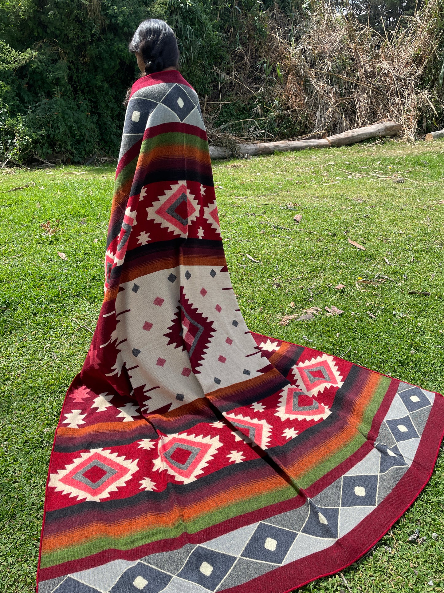Alpaca Wool Blanket in color red and white in King size with a geometric Navajo pattern