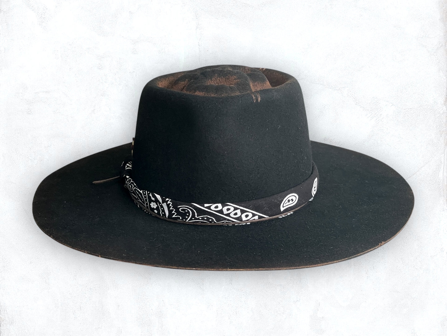 Black Boater Skull Outback Hat - "Gambler"